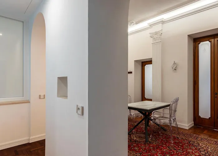 Guesthost - Rione Sallustiano Elegant *
