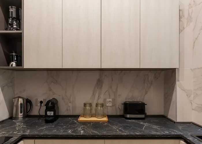 Guesthost - Rione Sallustiano Elegant Apartment