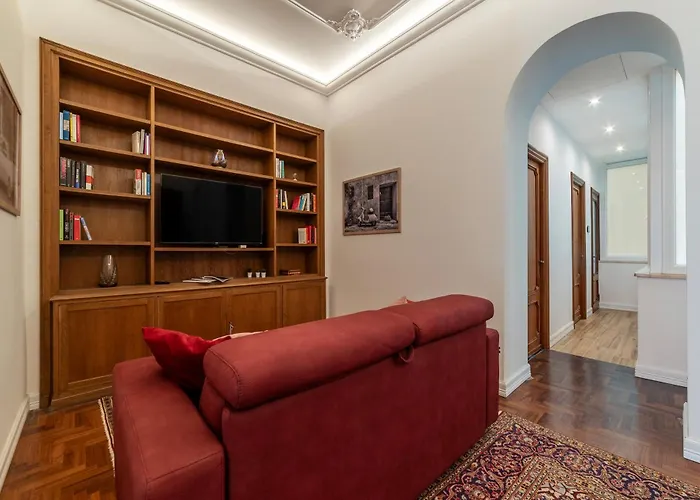 Guesthost - Rione Sallustiano Elegant Apartment